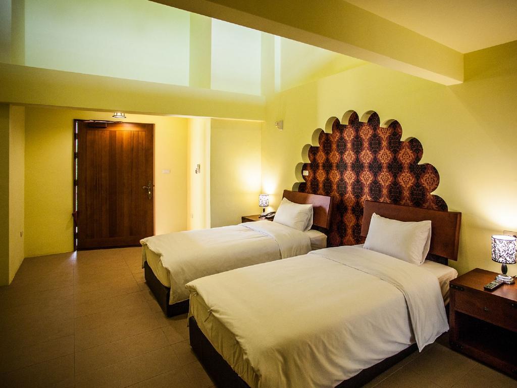 Oasis Hotel Magong Exterior photo